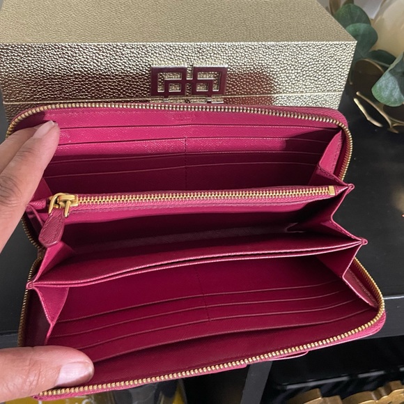 Authentic Prada Saffiano Bow Zip Around Wallet - Picture 8 of 12